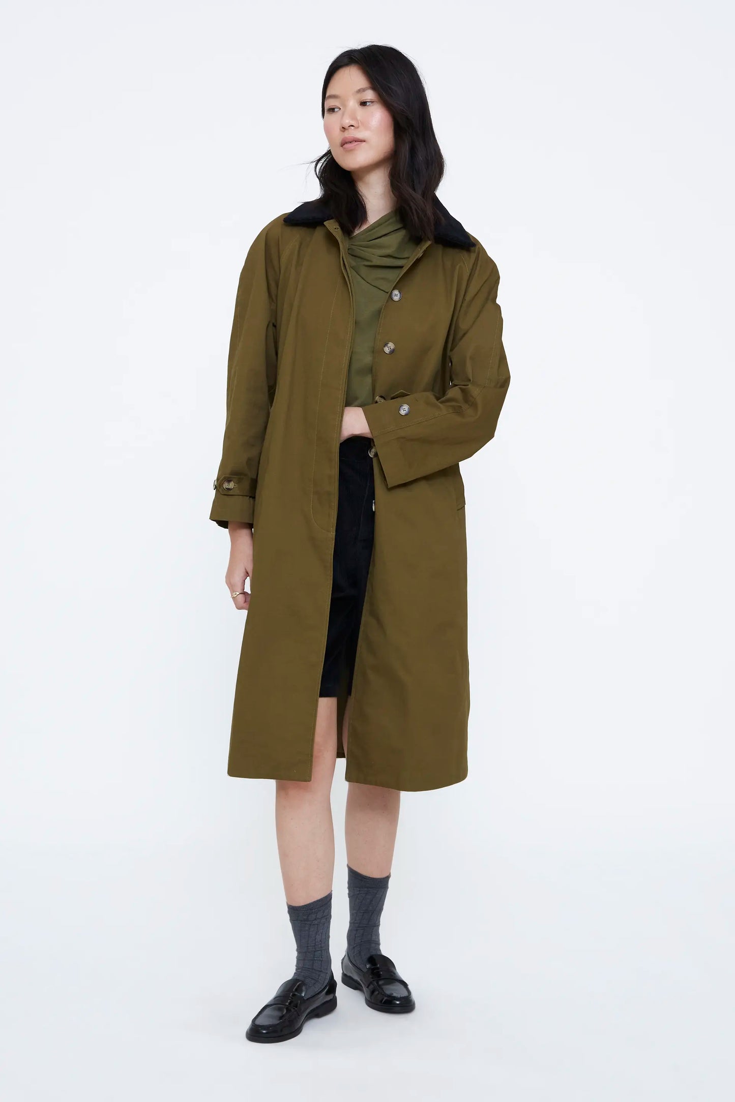 Gabardina verde oliva