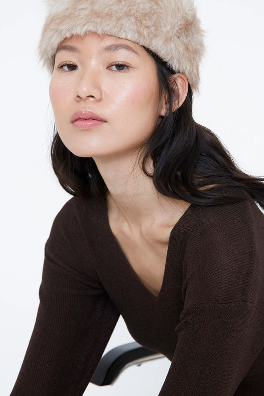 Gorro efecto pelo beige