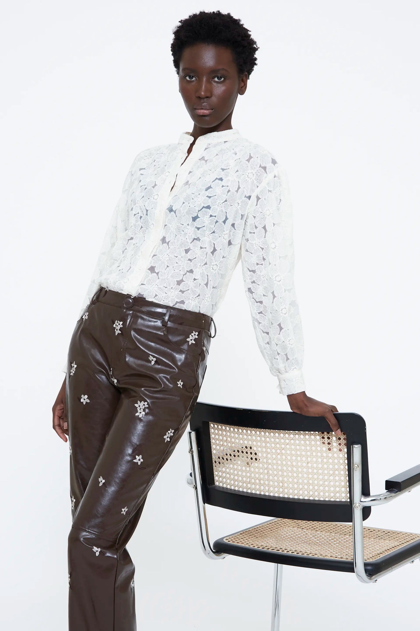 Off-white cotton blend shirt with floral embroidery
