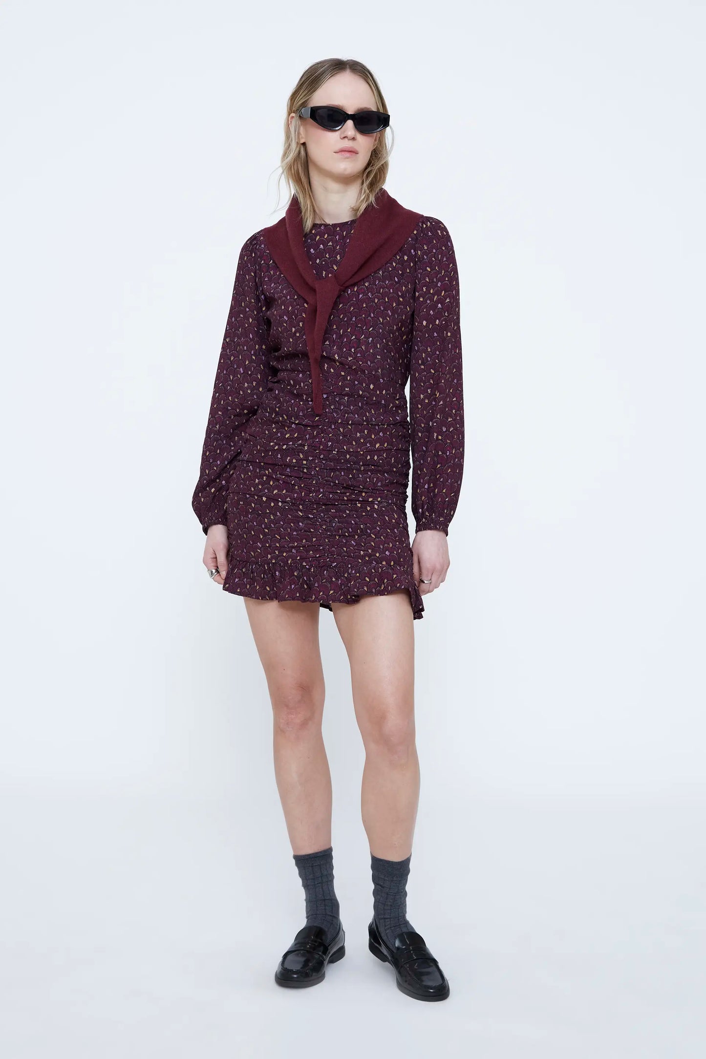 Vestido corto con estampado Piuma