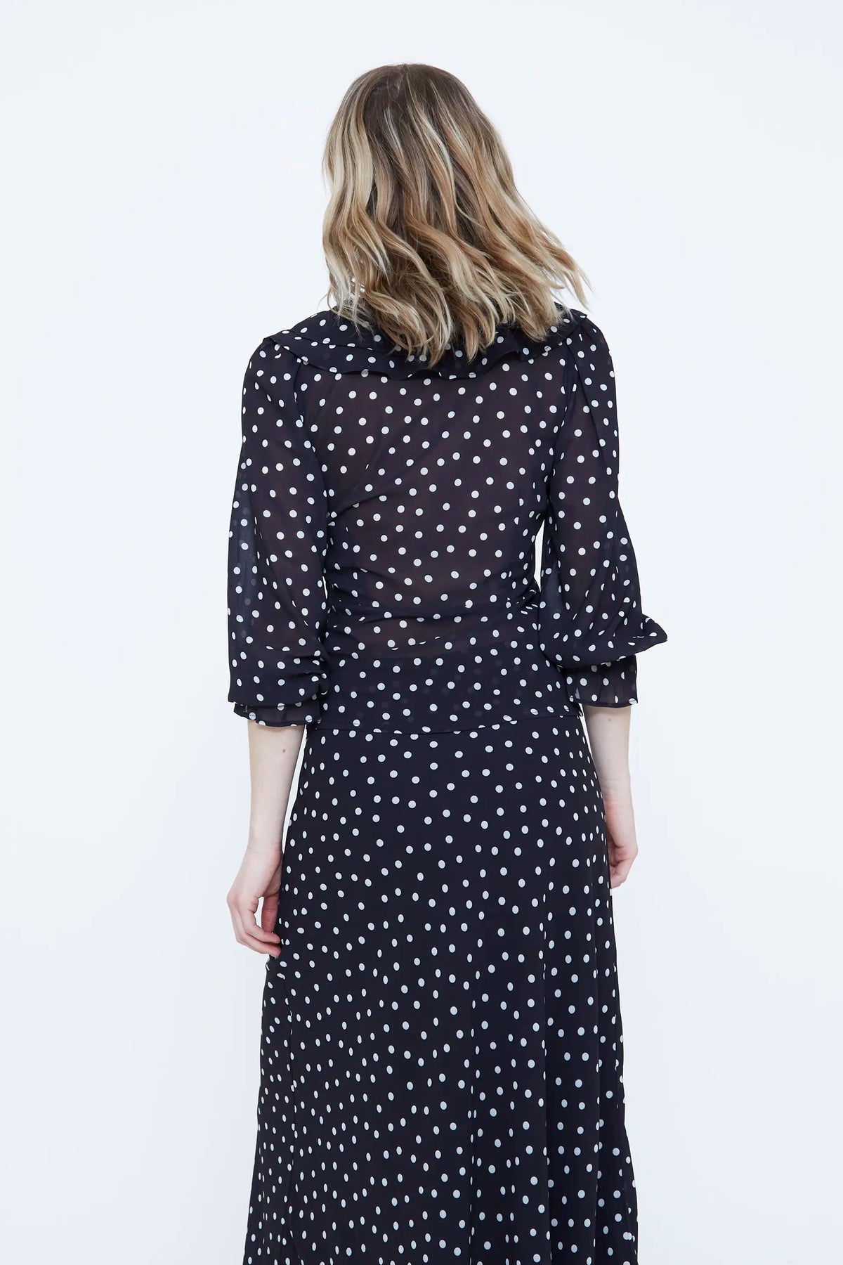 Top con estampado de puntos mini blanco y negro