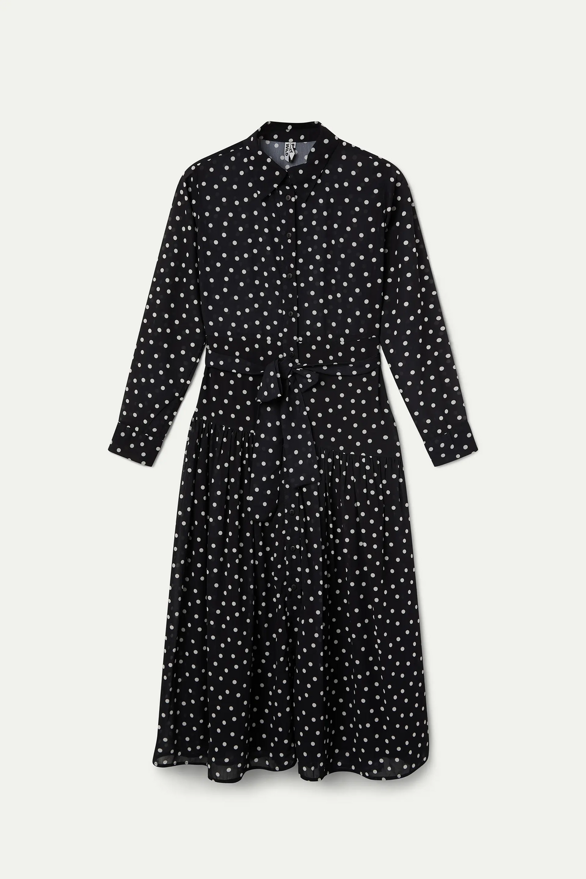 Vestido midi con estampado de puntos pequeños blanco y negro