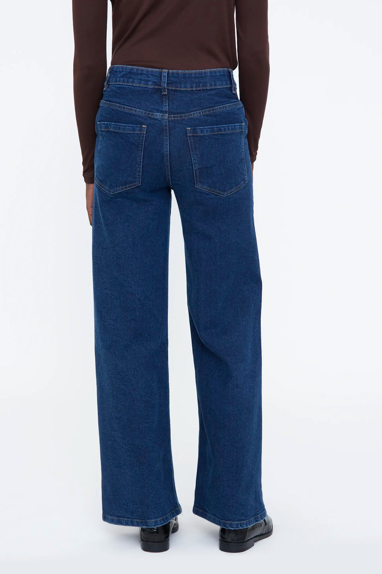 Pantalón vaquero básico azul marino